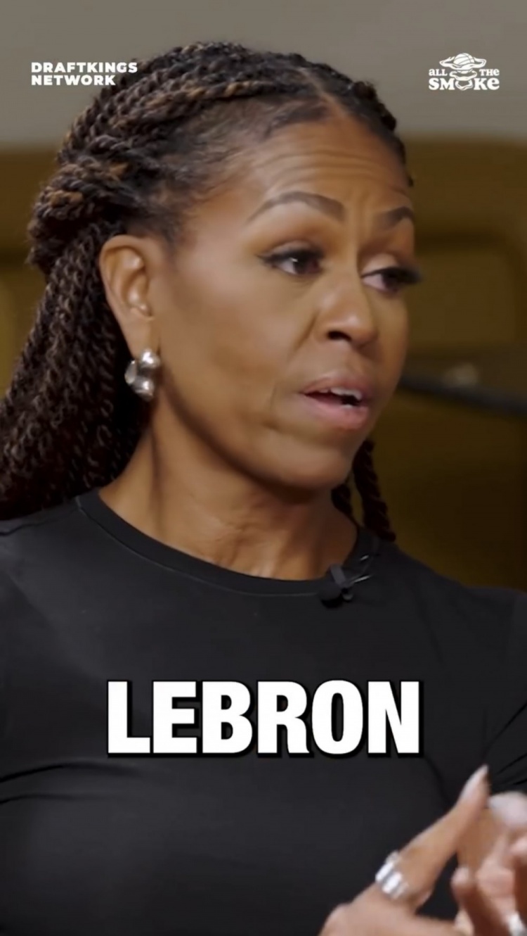 这三人你会如何排名？米歇尔-奥巴马：1乔丹 2詹姆斯 3科比