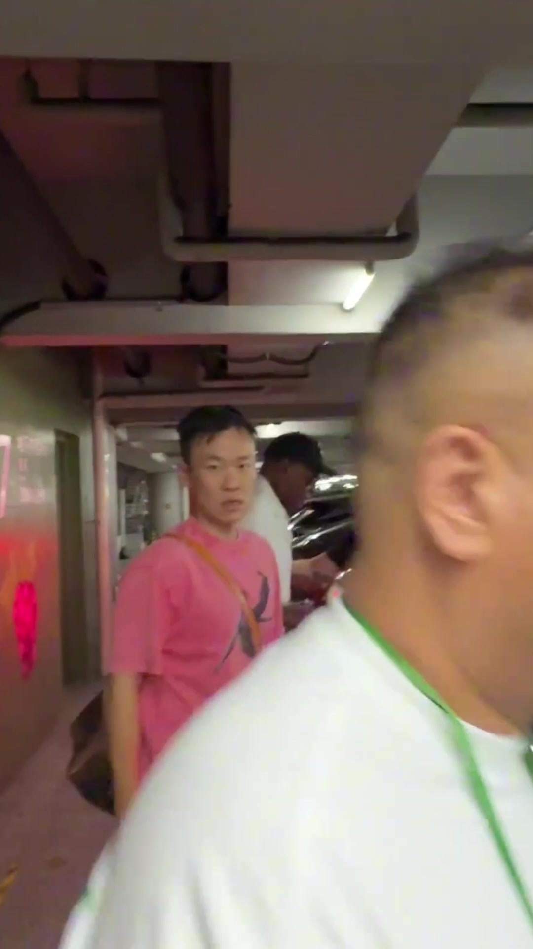 MK体育-杰伦-布朗现身上海 即将亮相杭州姚基金慈善赛16-17日