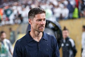 TA：已斥资约1.8亿欧且可能进一步引援，阿隆索获得了更多支持