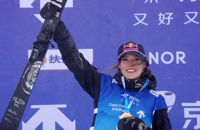 1769134990205051202.jpg (体育)(7)自由式滑雪——U型场地技巧世界杯:谷爱凌夺冠XxjpseC000042_20251213_PEPFN0A001.jpg